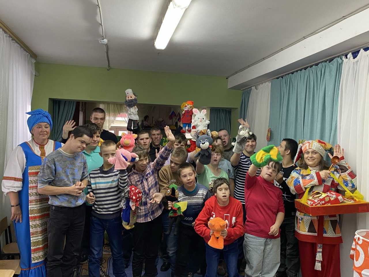 Кукольный спектакль.