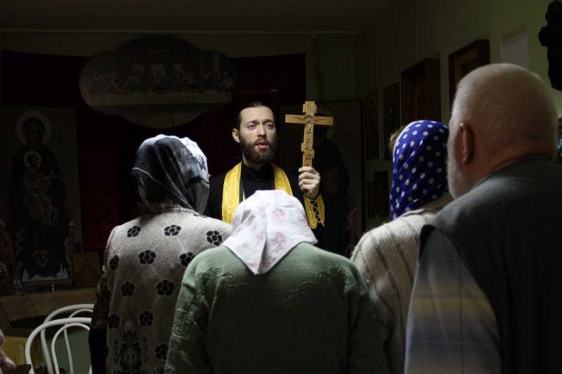 Таинства Исповеди и Причастия.